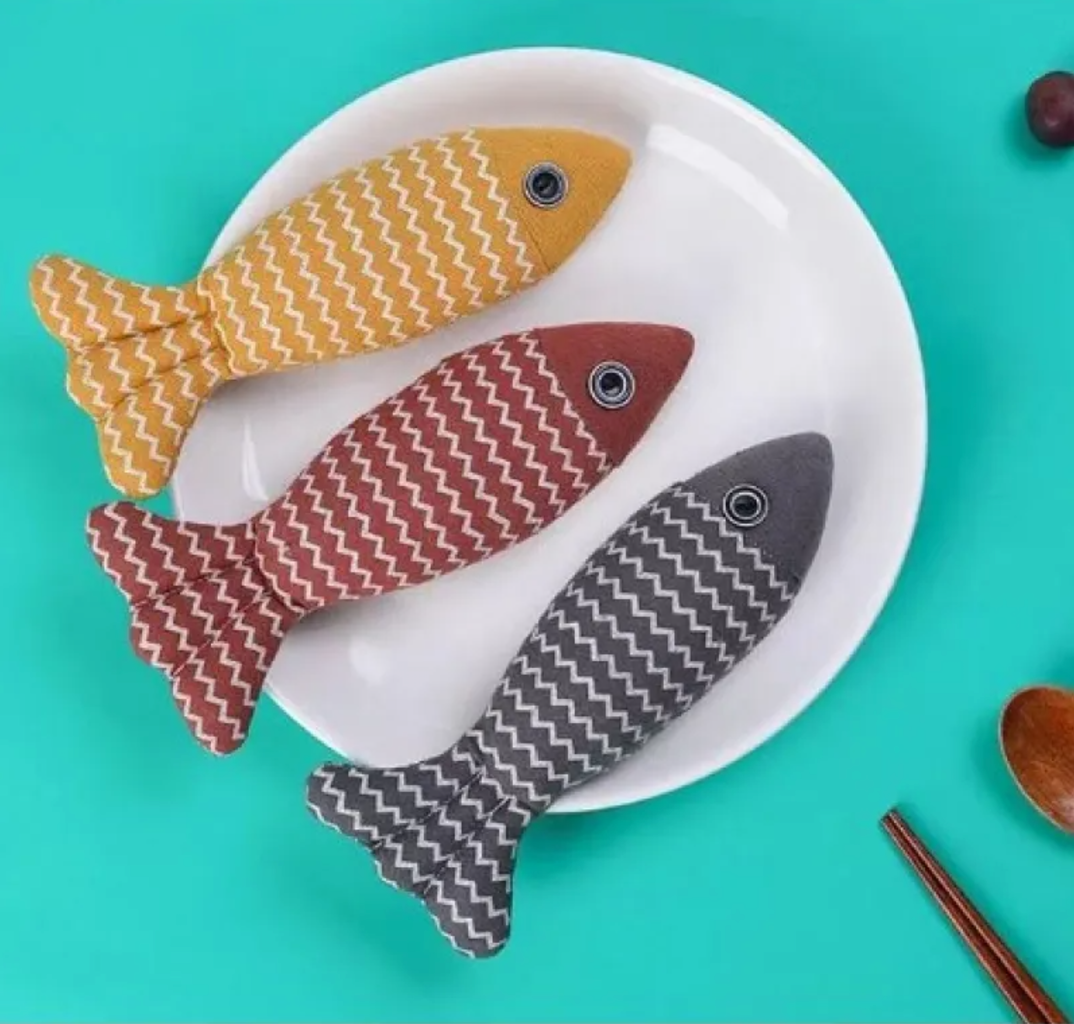 Linen Play Fish for Cats