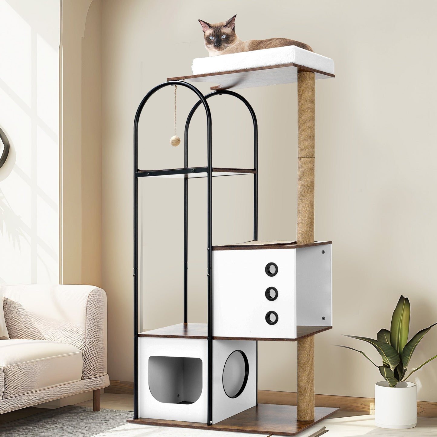 Chic Cat Tower Suite